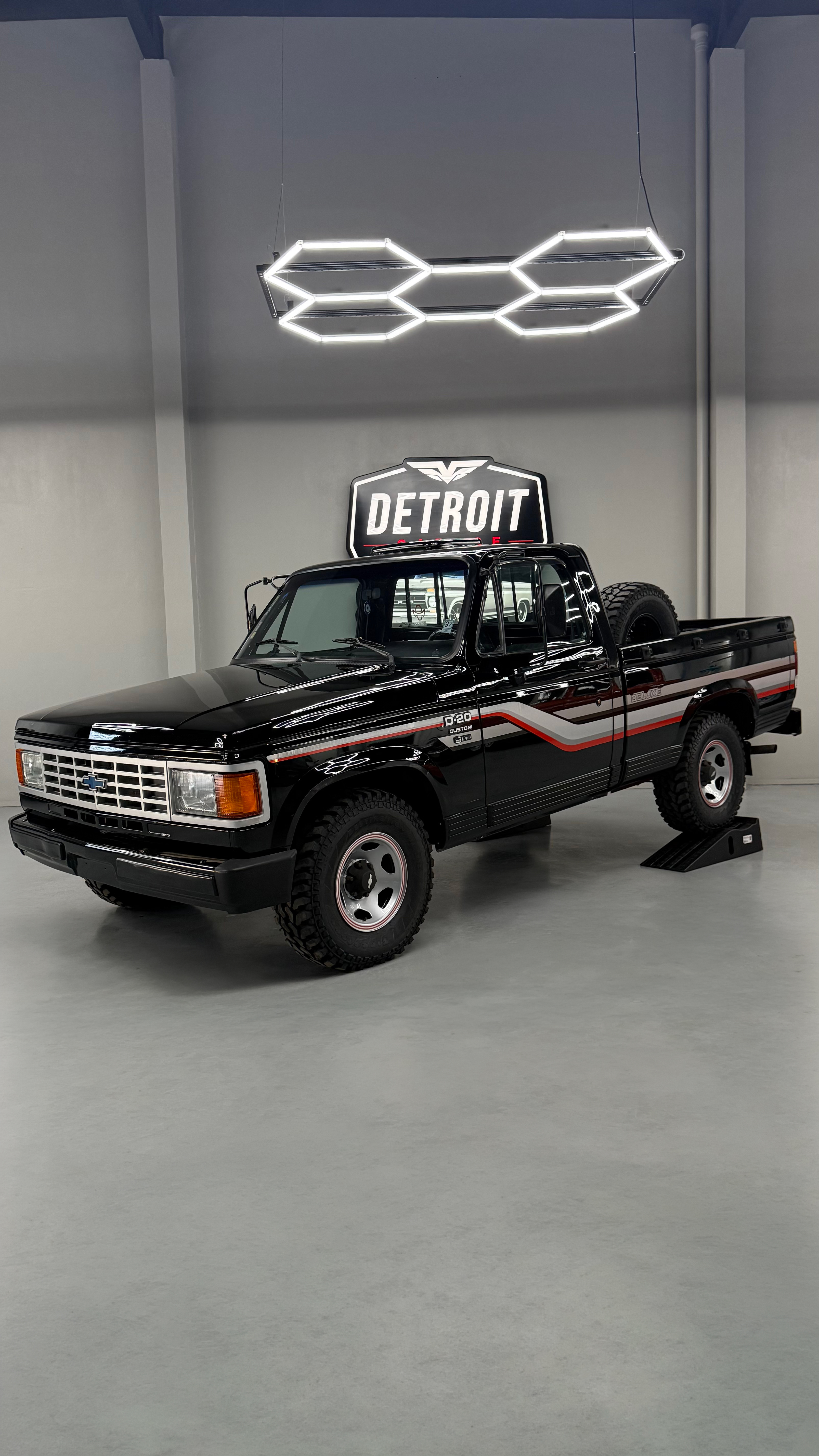Chevrolet D20 Deluxe 1990 — foto 1